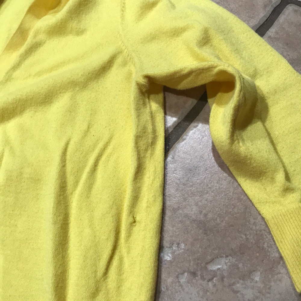 Yellow Gap Cardigan - Picture 5 of 6